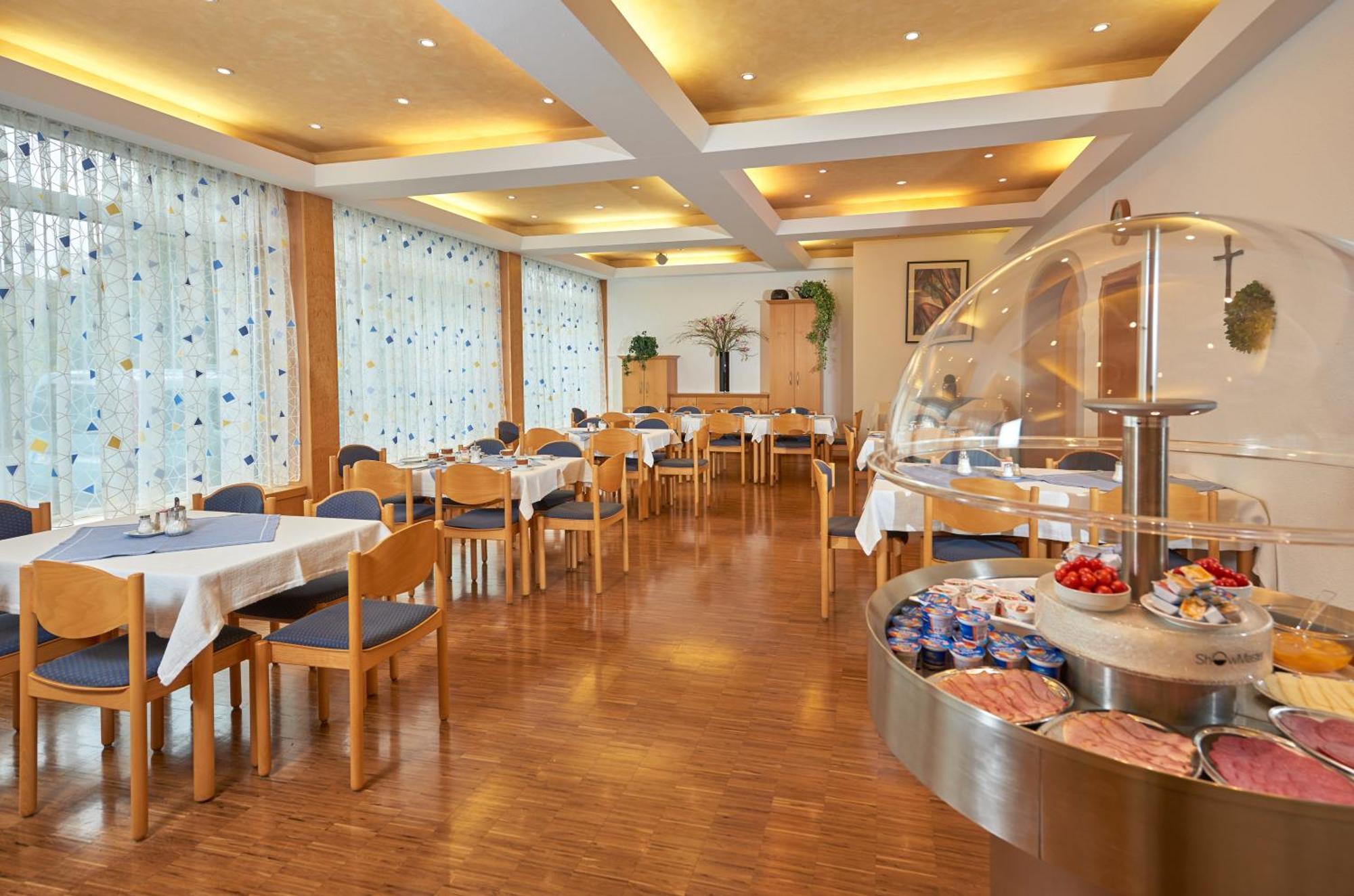 Hotel Gasthof Stocker 우베르트라우블링 외부 사진